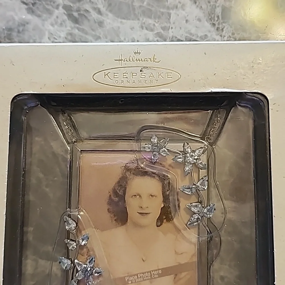 Hallmark Keepsake Close In Heart Photo Holder Ornament Glass Metal Blue Gems